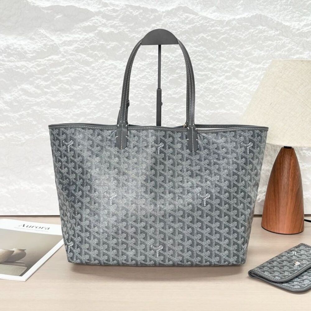 Goyard Women Pre-Loved Bag Very Good Condition